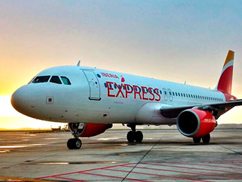 Iberia Express volará a Palermo y Mikonos Iberia Express volará a Palermo y Mikonos