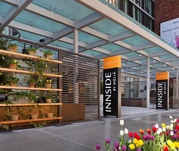 Exterior del hotel Innside by Melia New York NoMad, un hotel moderno, ubicado en el corazón de Manhattan.